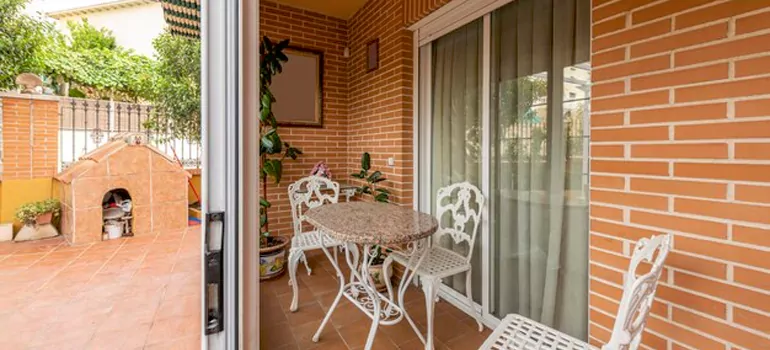 Adding Porch Enclosures To Your Home in Maitland, FL