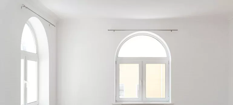 Small Hopper Window in Maitland, FL