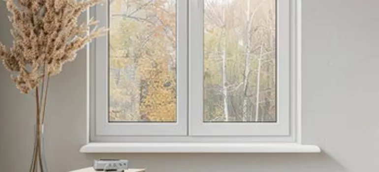 Vinyl Window Stool in Maitland, FL